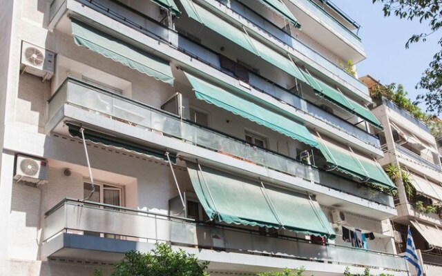 Luxury Pireas Stay New 2BR Urban Escape