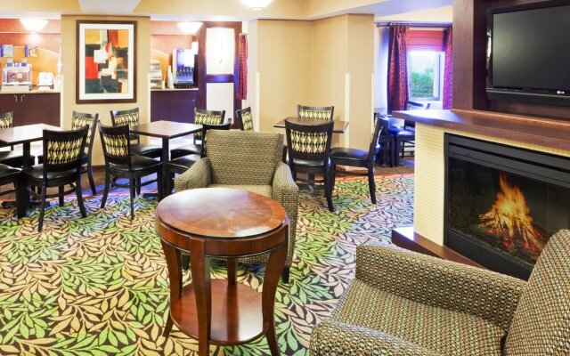 Holiday Inn Express Boston - Saugus by IHG
