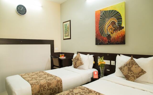 OYO 9043 Peanut Inn