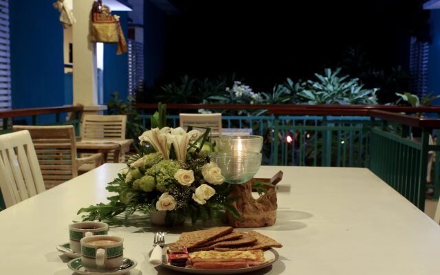 The Green Zhurga Suites