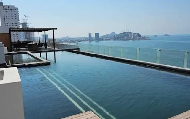 Torre 5 Mazatlán Versace Style