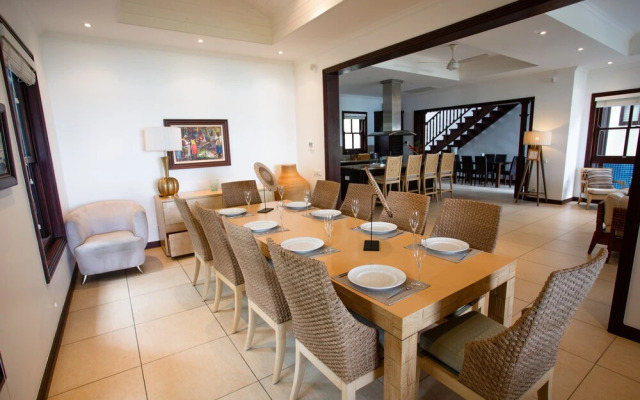 Spas Villas