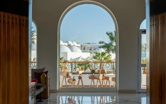 Fort Arabesque Resort, Spa & Villas
