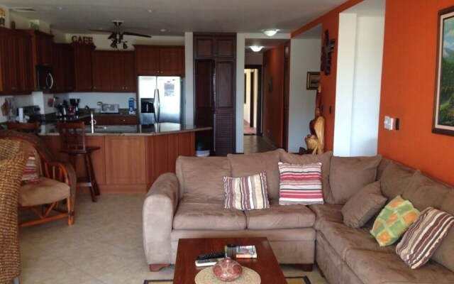 3 Bedroom Condo w/ Ocean View - Tres Regalos 201N