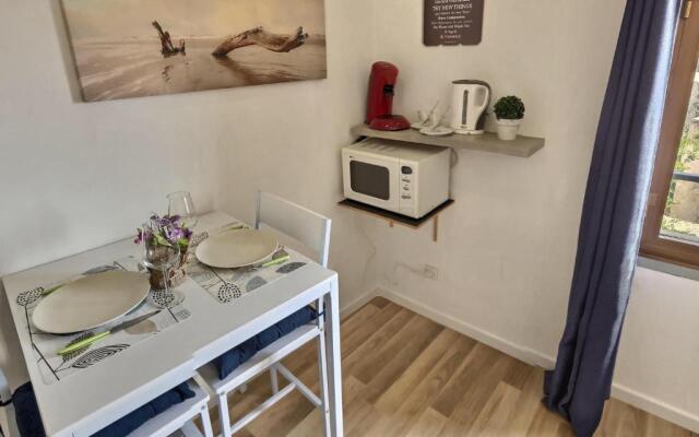 Studio vue sur le clocher, au calme Moustiers #3