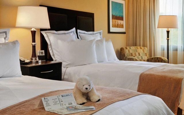 Radisson Hotel Freehold