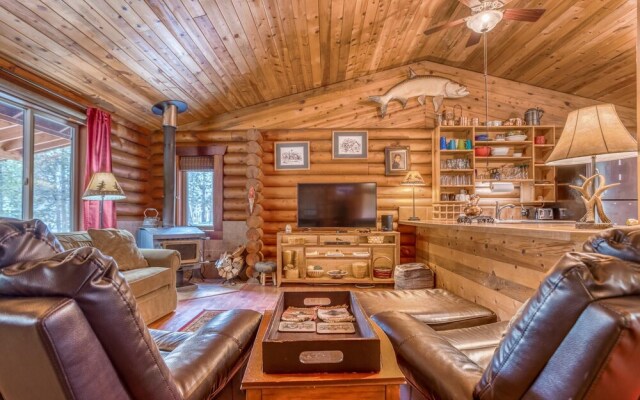 Sweet Log Cabin