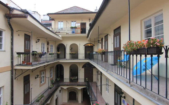 Mala Strana apartment 1