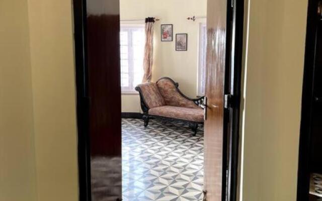 Lovely 4 bedroom condo