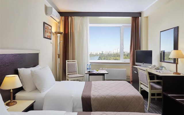 Aristocrat is the official partner of the Gamma Izmailovo Hotel