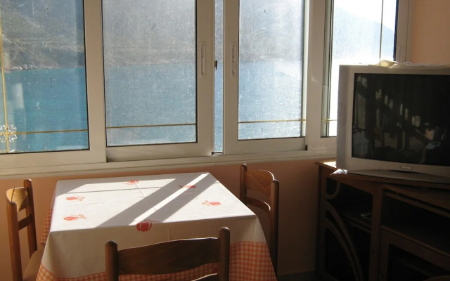 Beautiful 1-bed Apartment at Argynonta Beach