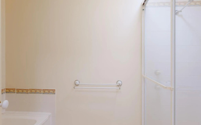 Clancys 149 Spinnaker Way