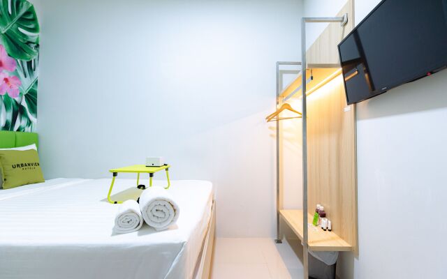 Urbanview Hotel R House Batam by RedDoorz