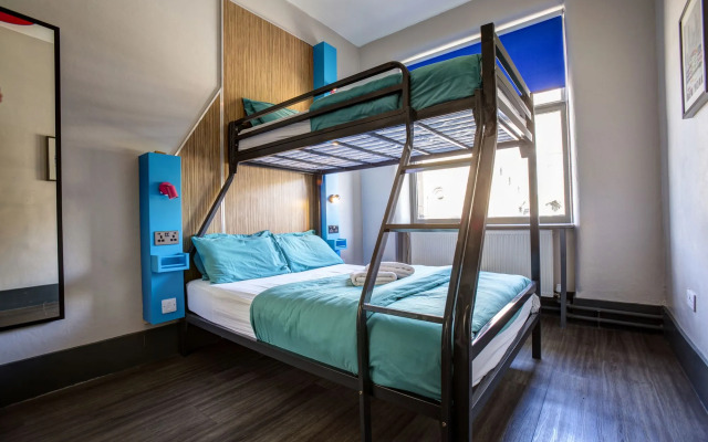 Kick Ass Grassmarket - Adults Only - Hostel