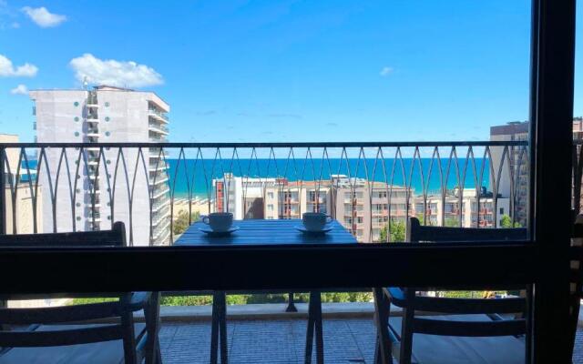 ROYAL BEACH private apartment