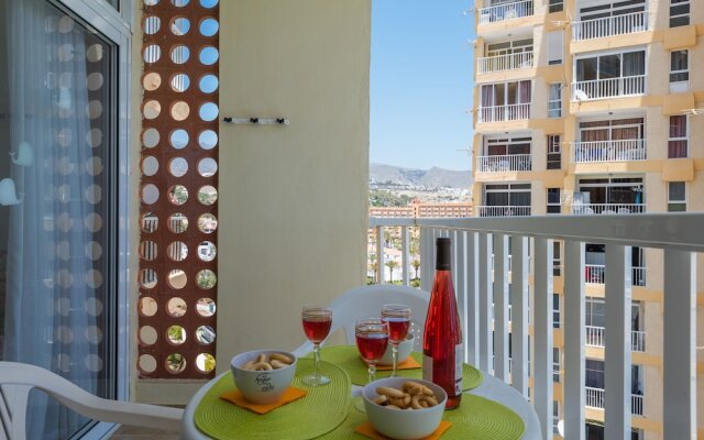 Y7f. Apartment in Playa las Américas, Wifi, Terrace,Pool View