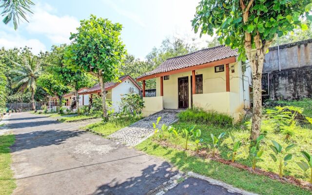 SPOT ON 92257 Orchid Guest House