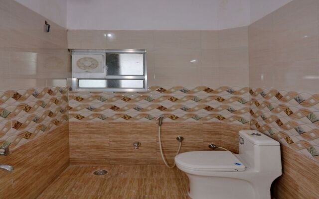 OYO 16577 Hotel Rajshree