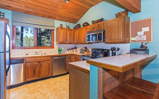 Winterset #18 - Shared Pool & Near Skiing!