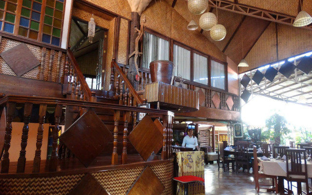 OYO 621 De Loro Inn
