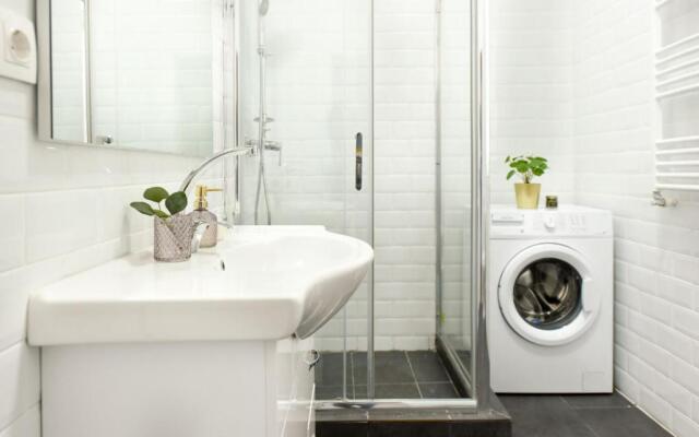 PASTEL HUES - Homey Central Apartment near Armeneasca