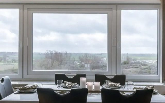 Lovely Apartment Close to the sea