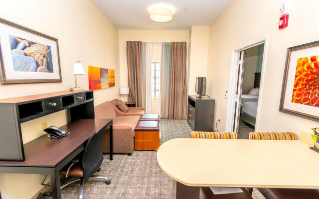 Staybridge Suites Houston IAH - Beltway 8 by IHG