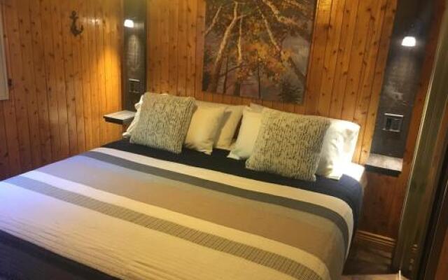 Harbor 90 Guest House (Adults Only)