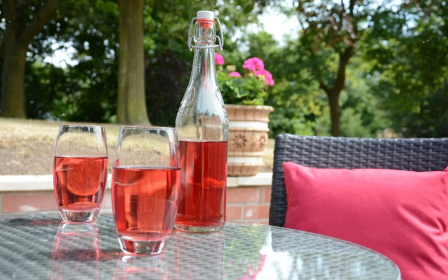 Carriage House, Bruisyard