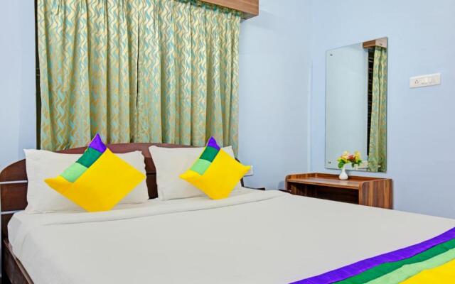 Itsy Hotels Sidhartha Residency