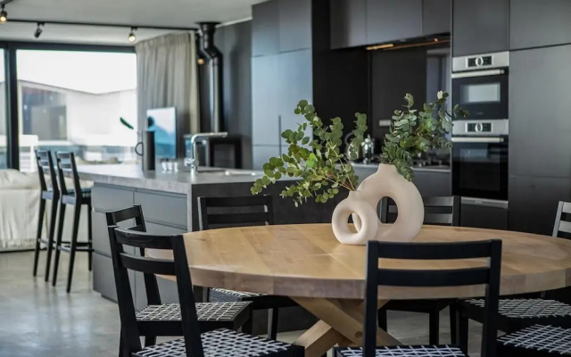 Villa Pietra - Camps Bay