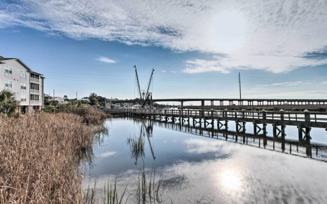 Breezy Darien Condo w/ Tranquil Marsh Views!