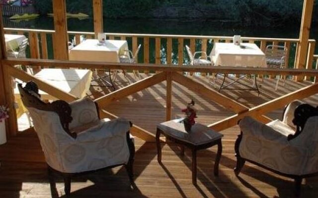 Agva Tree Tops Park Hotel