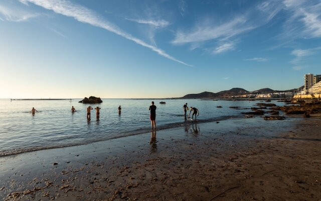 Beachfront Open Terrace By Living Las Canteras