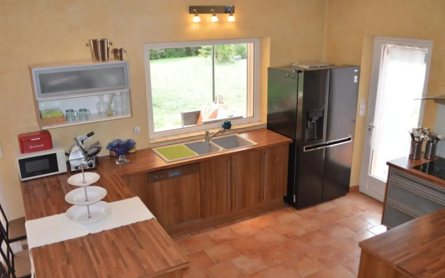 House in Montfort-sur-argens With Garden