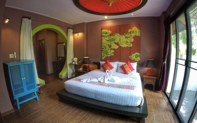 Tharaburi Resort Sukhothai