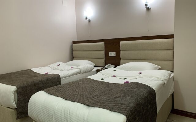 Sami Akar SARAY OTEL
