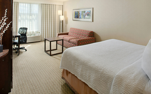 Courtyard by Marriott Keene Downtown