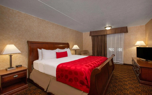 EverSpring Inn & Suites