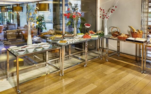 Fraser Place Anthill Istanbul