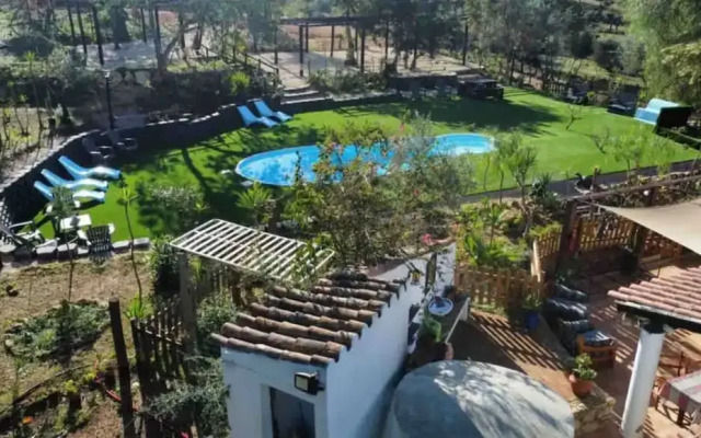 Porches Private Pool Villa 17 Guests