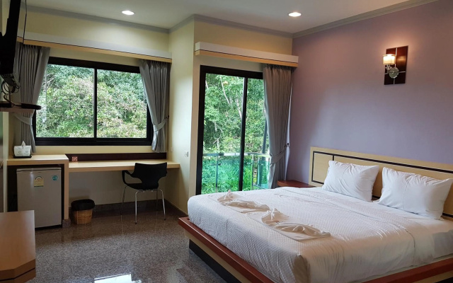 Smile Resort Thungsong – Guest Rooms – Thung Song