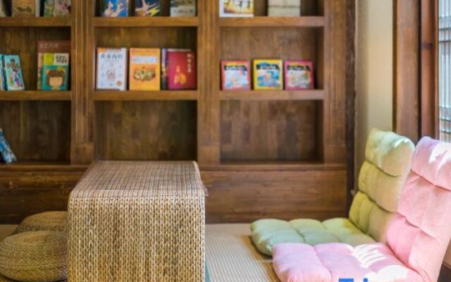 Ruyuan Mansion · Lijiang Naxi Style Garden