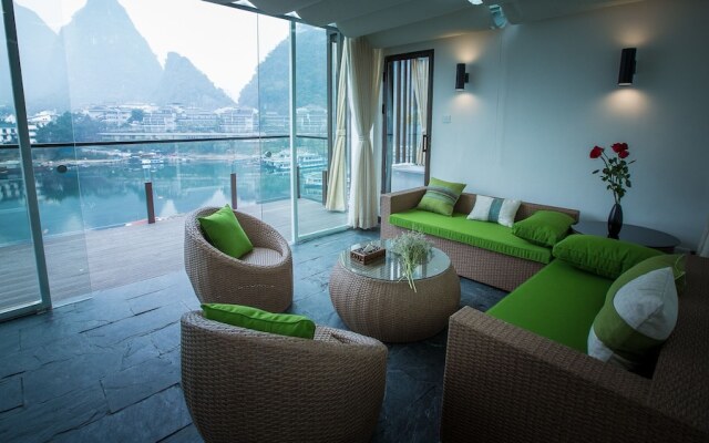 Sea Lily Yangshuo Riverside Resort