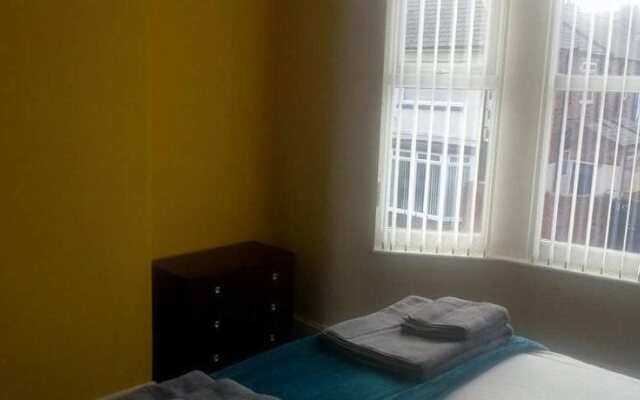 Liverpool At Gloucester Road