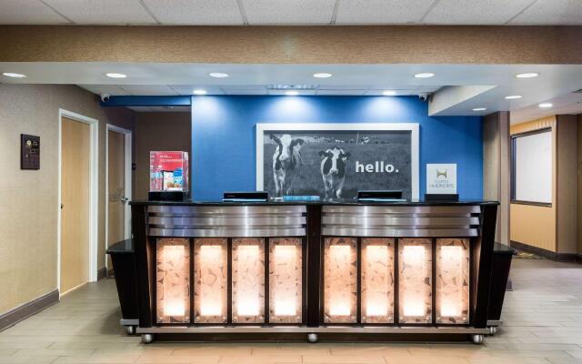 Hampton Inn Ft. Chiswell-Max Meadows