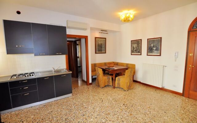 Casa Dei Pittori Venice Apartments