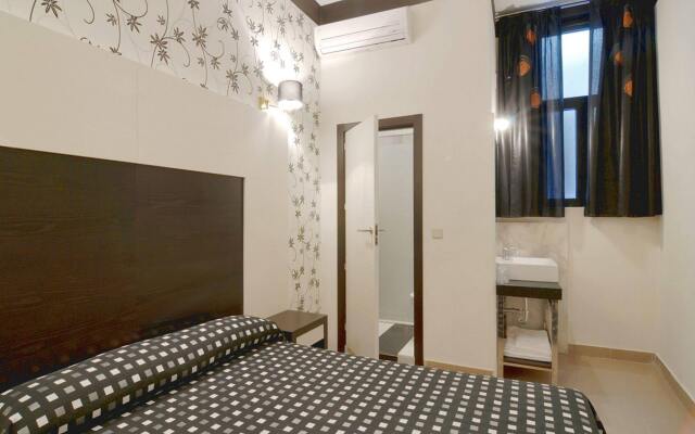 Alhambra Suites