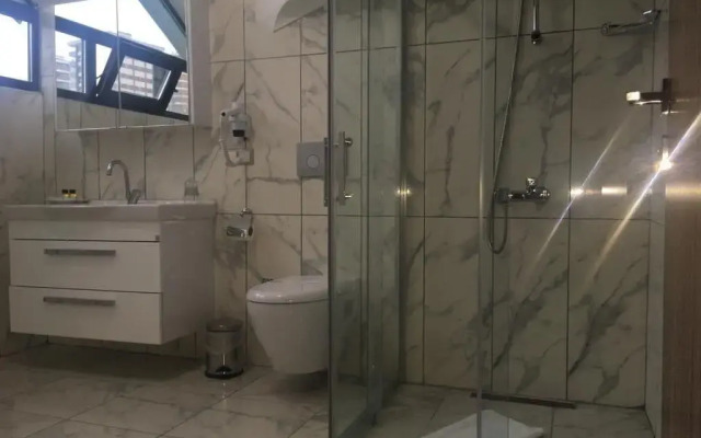 61 Park Hotel