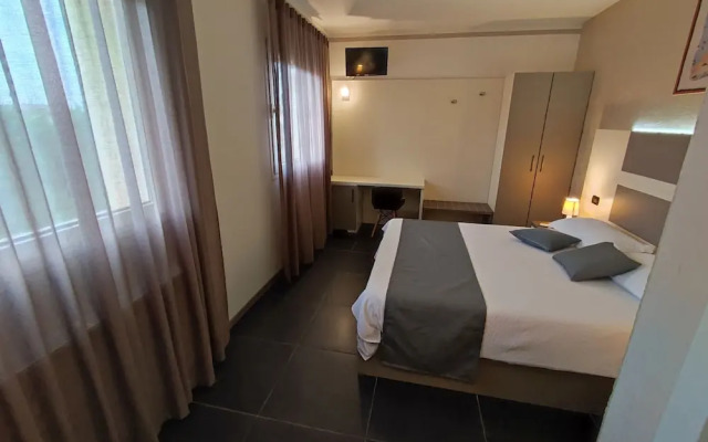 Therra Lodge